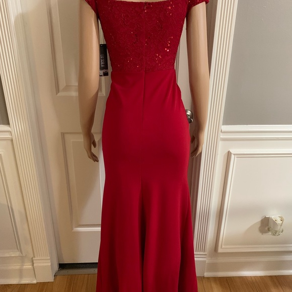 Women’s junior red lace top fit & flare dress - Picture 8 of 11